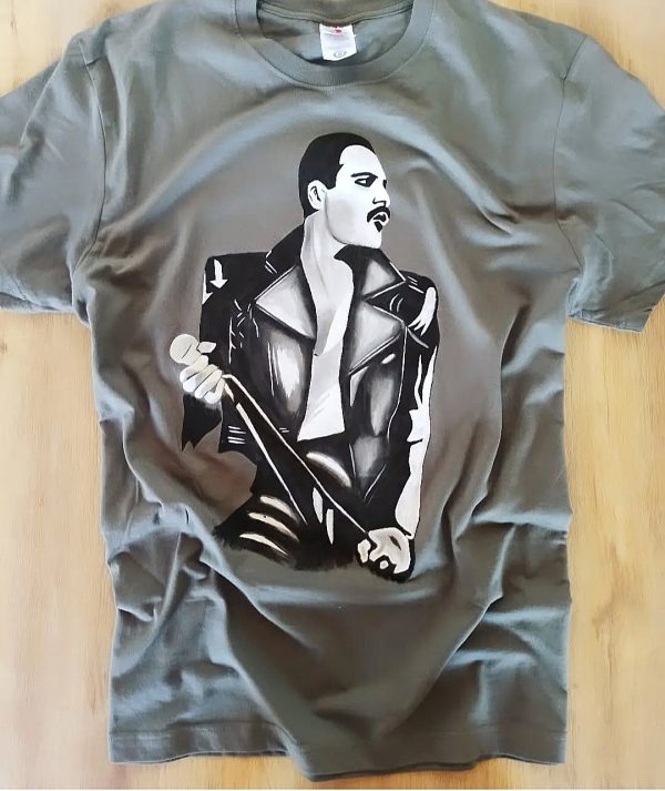 "Freddie Mercury"